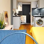 City-apartment 65qm 2-schlafzimmer Wlan Nichtraucher Parken