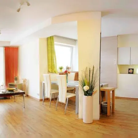 City-apartment 65qm 2-schlafzimmer Wlan Nichtraucher Parken Appartement *