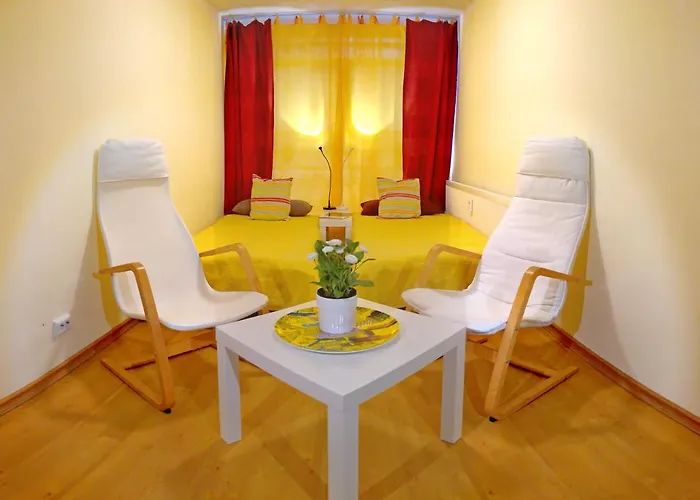 City-apartment 65qm 2-schlafzimmer Wlan Nichtraucher Parken Apartman