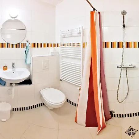 City-apartment 65qm 2-schlafzimmer Wlan Nichtraucher Parken 公寓 *