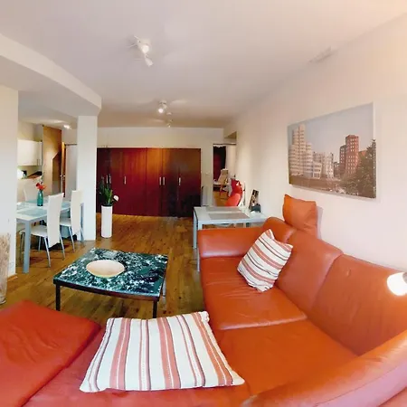 City-apartment 65qm 2-schlafzimmer Wlan Nichtraucher Parken *