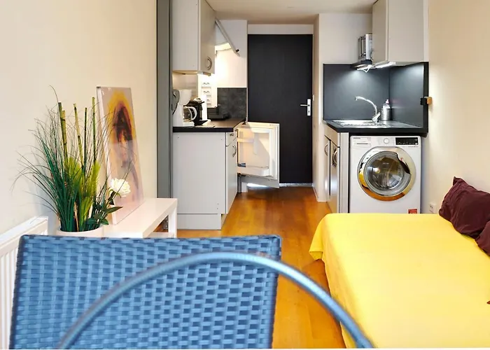 City-apartment 65qm 2-schlafzimmer Wlan Nichtraucher Parken