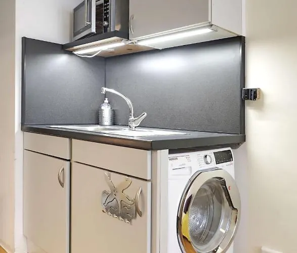 City-apartment 65qm 2-schlafzimmer Wlan Nichtraucher Parken