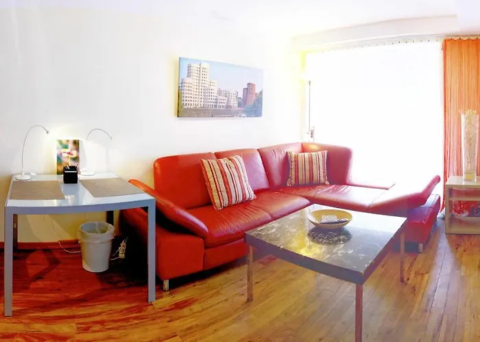 City-apartment 65qm 2-schlafzimmer Wlan Nichtraucher Parken *