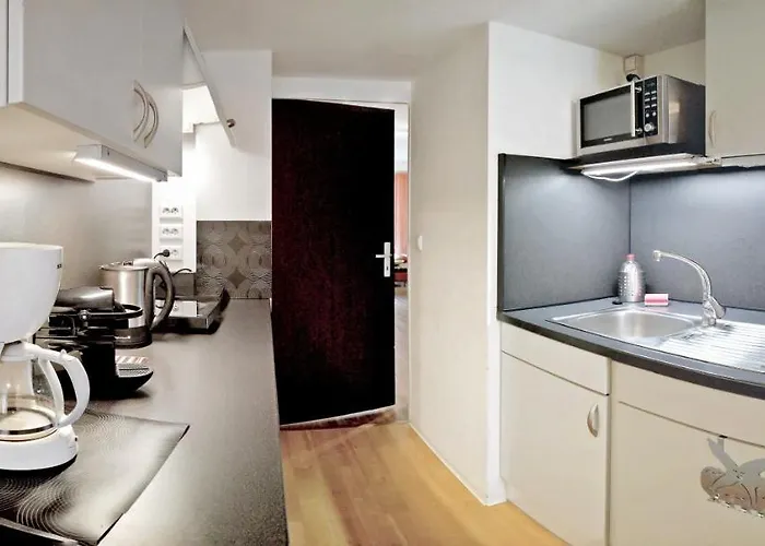 City-apartment 65qm 2-schlafzimmer Wlan Nichtraucher Parken *